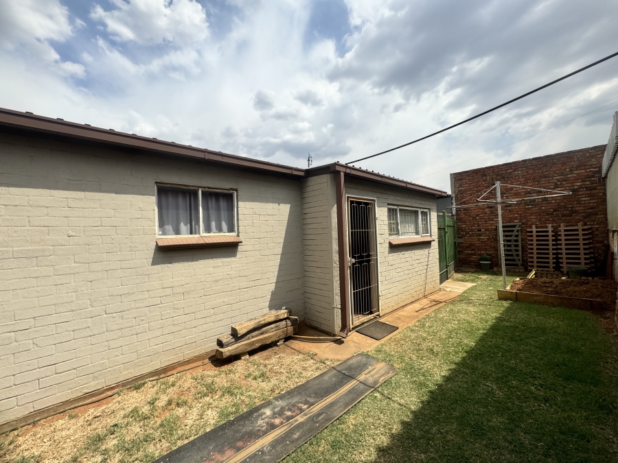 3 Bedroom Property for Sale in Stilfontein Ext 4 North West